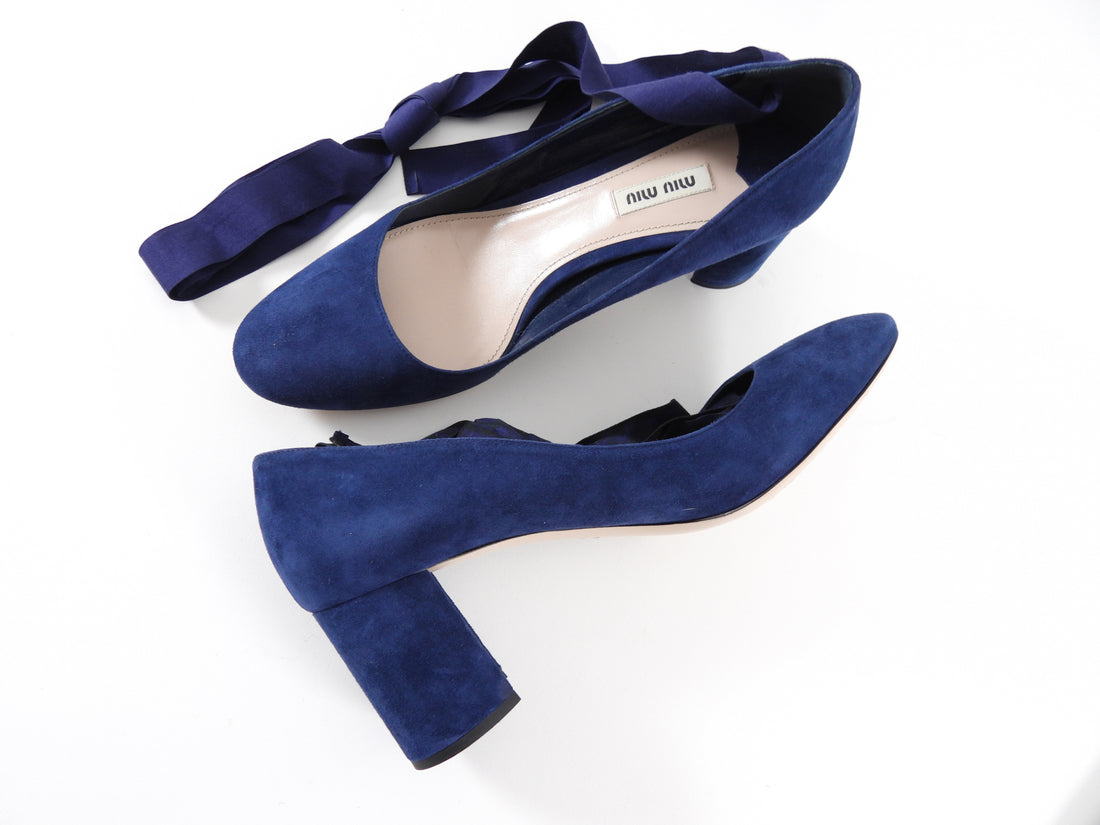 Miu Miu Navy Blue Suede Block Heel Ribbon Pumps - 40