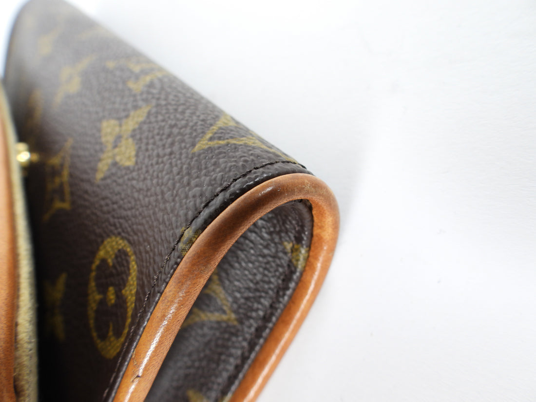 Louis Vuitton Monogram Coated Canvas Twin Pochette PM