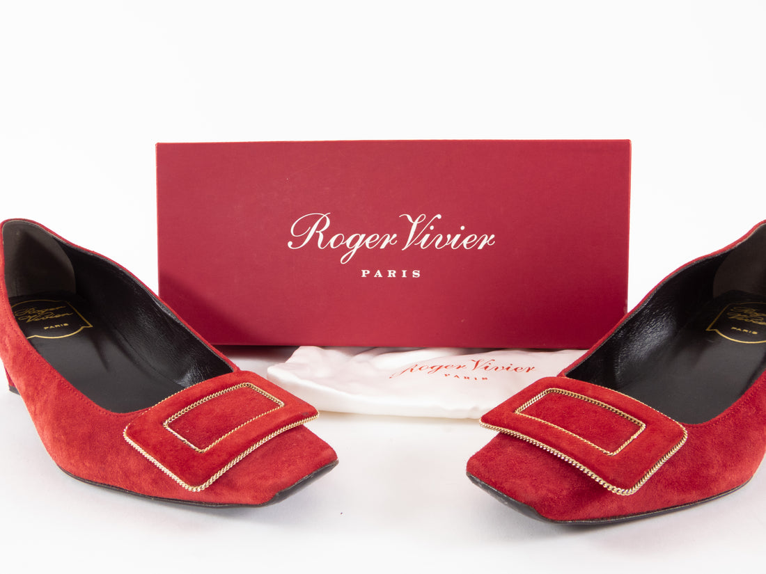 Roger Vivier Red Suede Belle Vivier Mini Chain Trim Block Heel Pumps - 37