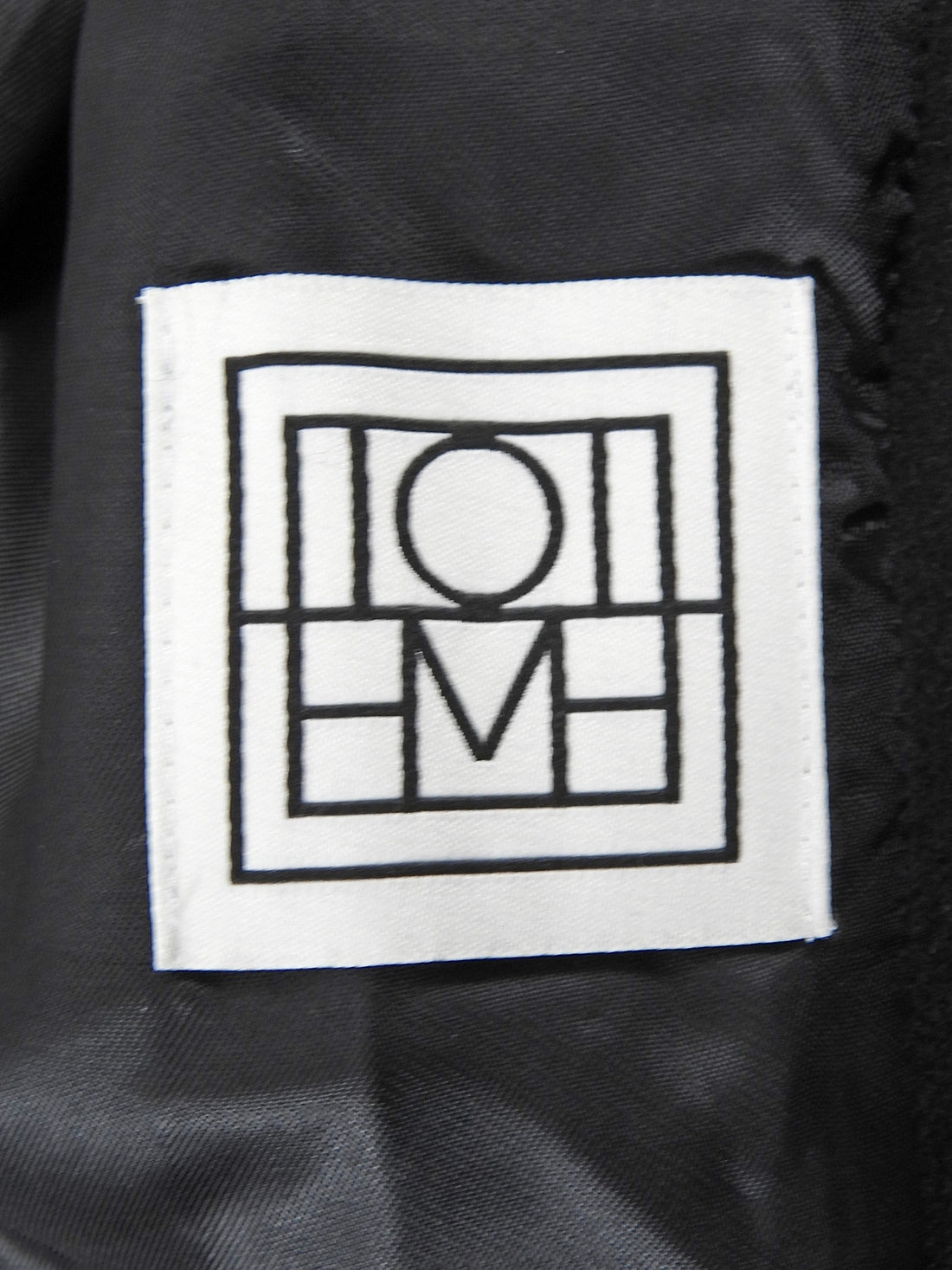 Toteme Double Breasted Wool Tailored Overcoat - 38 / US 4-6