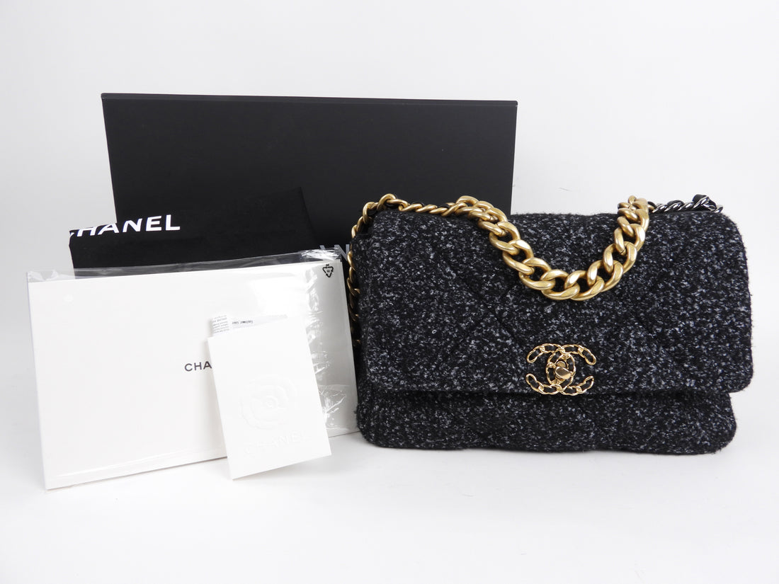 CHANEL Tweed Quilted Large Chanel 19 Flap Black Silver Ecru