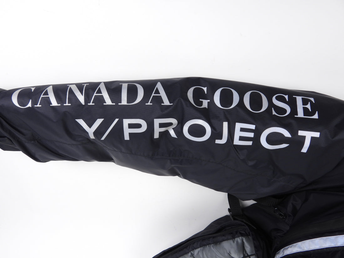 Canada Goose X Y/Project Unisex Black Edition Down Skreslet Winter Jacket - S/M