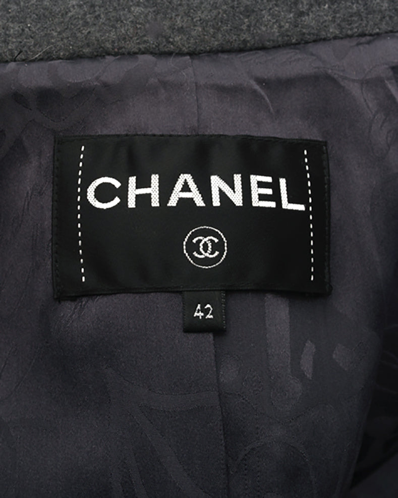 Chanel 16K Grey Wool Coat with Covered Buttons - 6