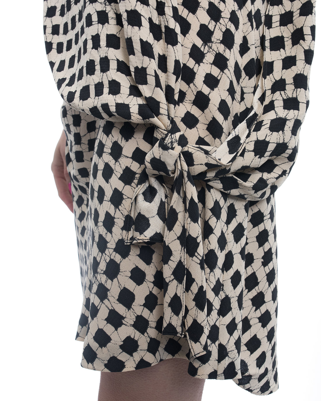 Thakoon Black and Cream Batik Print Silk Shift Dress - 6