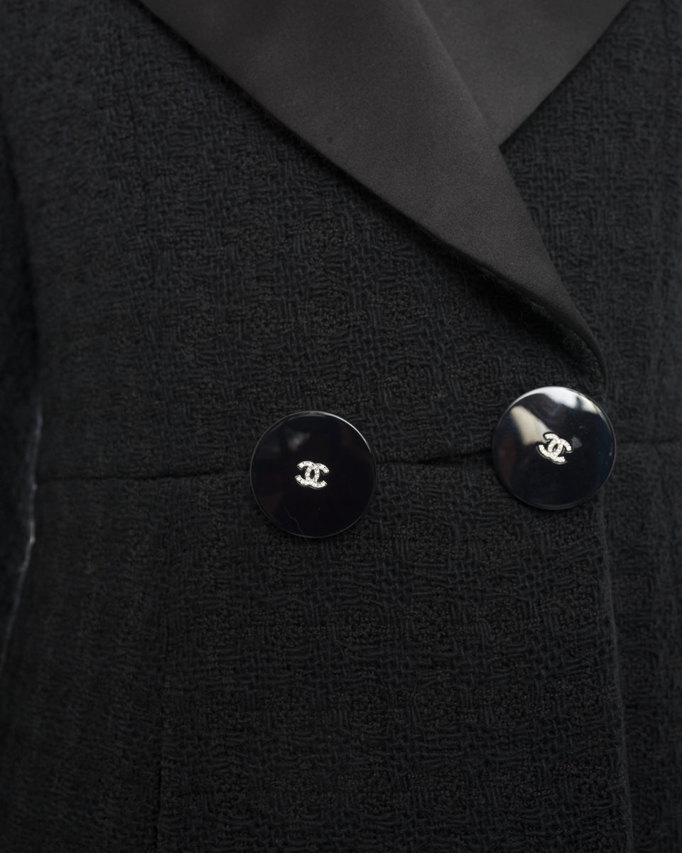 CHANEL Size 14 Black Metallic Tweed Silver Tone Chain Trim Blazer Jacket at  1stDibs