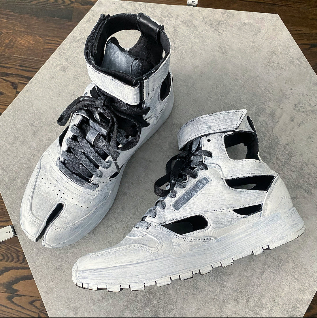 Margiela x Reebok Painted Cut out High Top Sneakers - USA 7.5