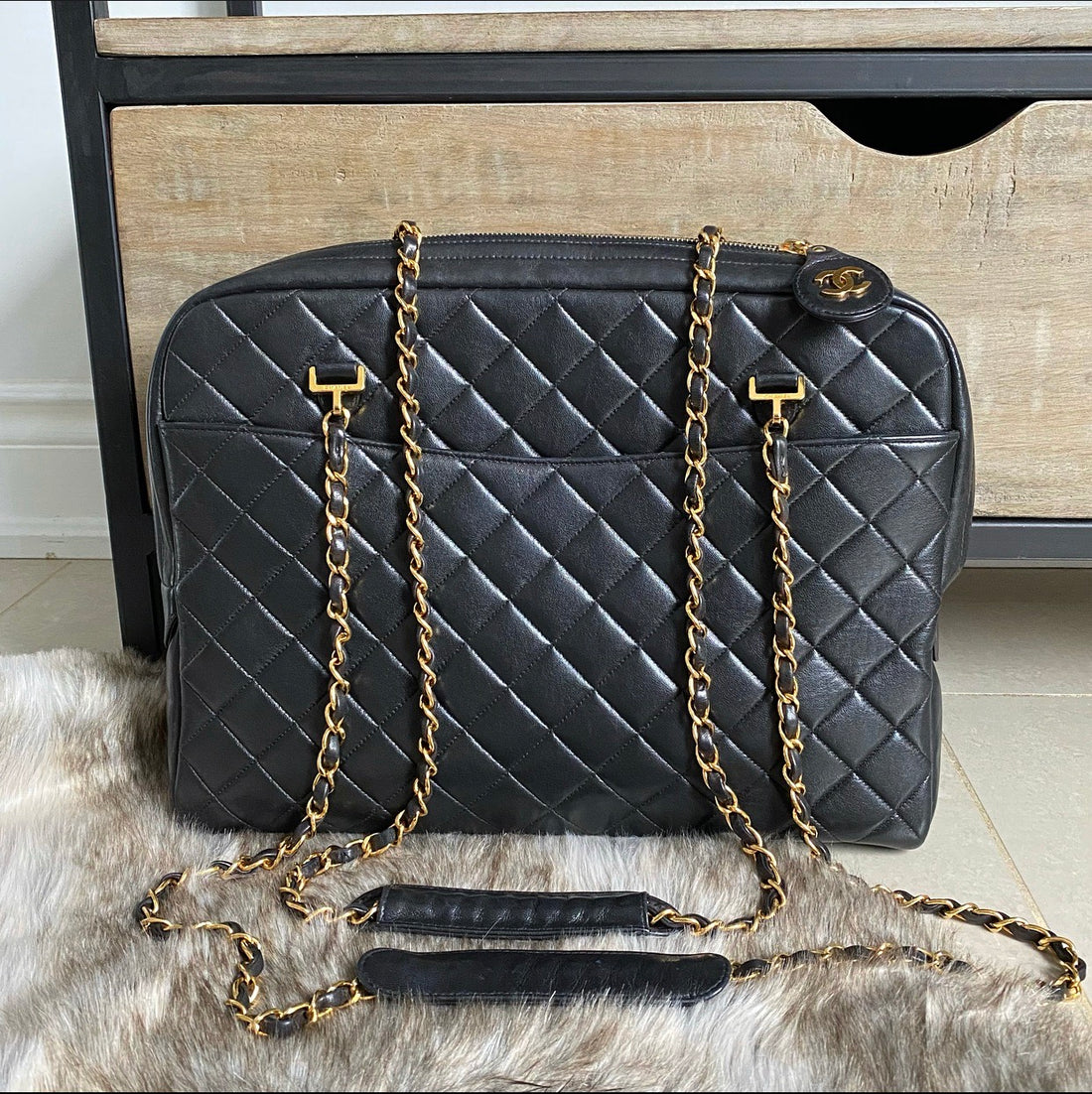 Chanel Vintage 1994 Black Lambskin Quilt Chain Strap Shoulder Bag – I MISS  YOU VINTAGE