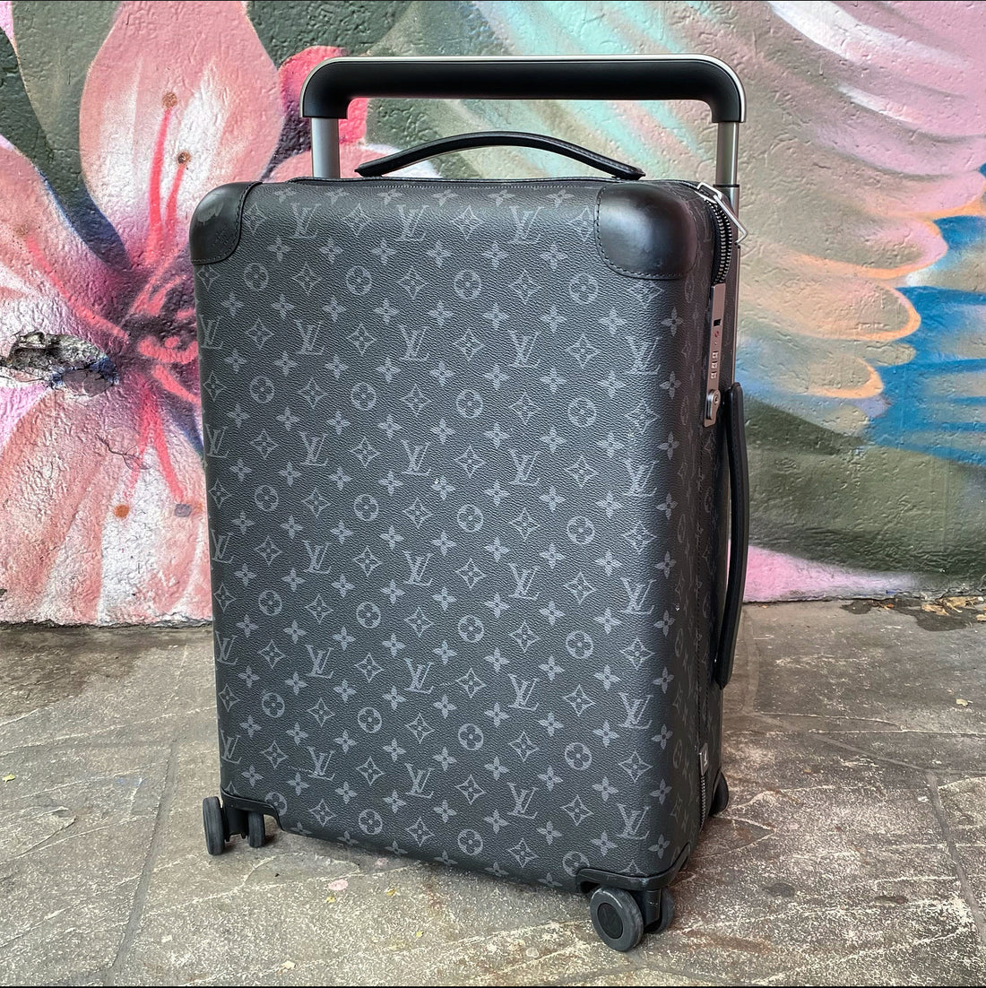 Louis Vuitton Monogram Eclipse Horizon 55 Trolley Silver Hardware, 2022  Available For Immediate Sale At Sotheby's
