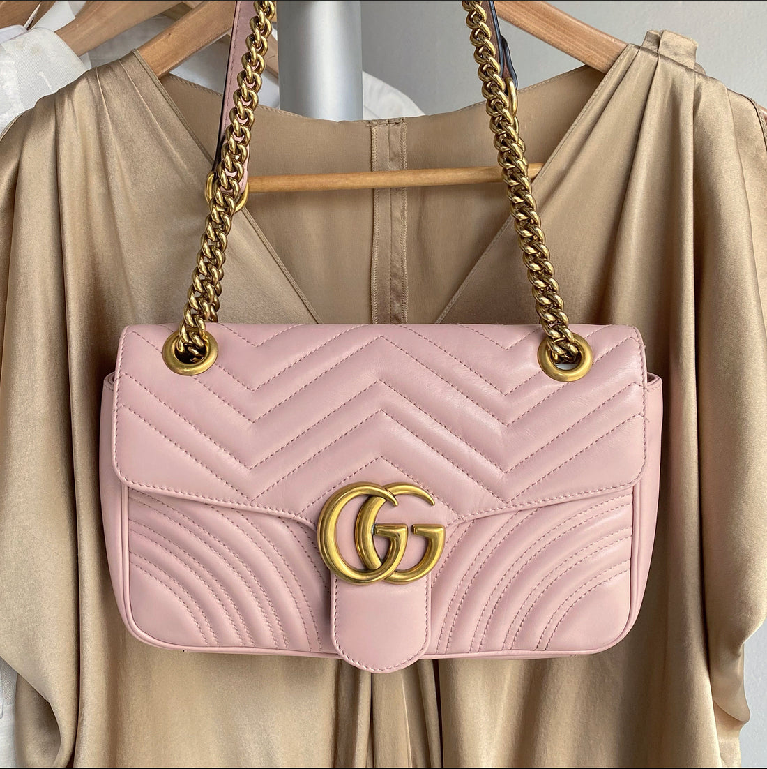 Gucci GG Marmont Small Matelasse Bag Dusty Pink in Leather with ANTIQUE  GOLDTONE - US