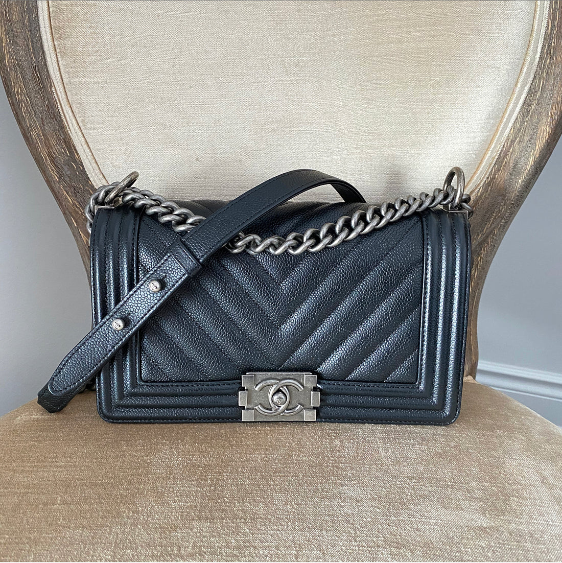 Chanel Black Caviar Chevron Quilt Boy Bag Old Medium 2019 – I MISS YOU  VINTAGE