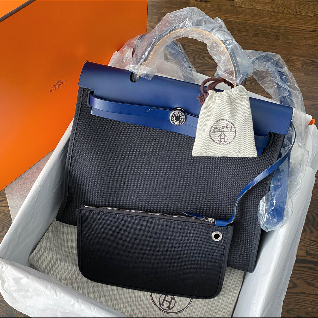 HERMES HERBAG PM 31 ZIP NAVY LEATHER ETOUPE CANVAS, NWOT INCLD BOX