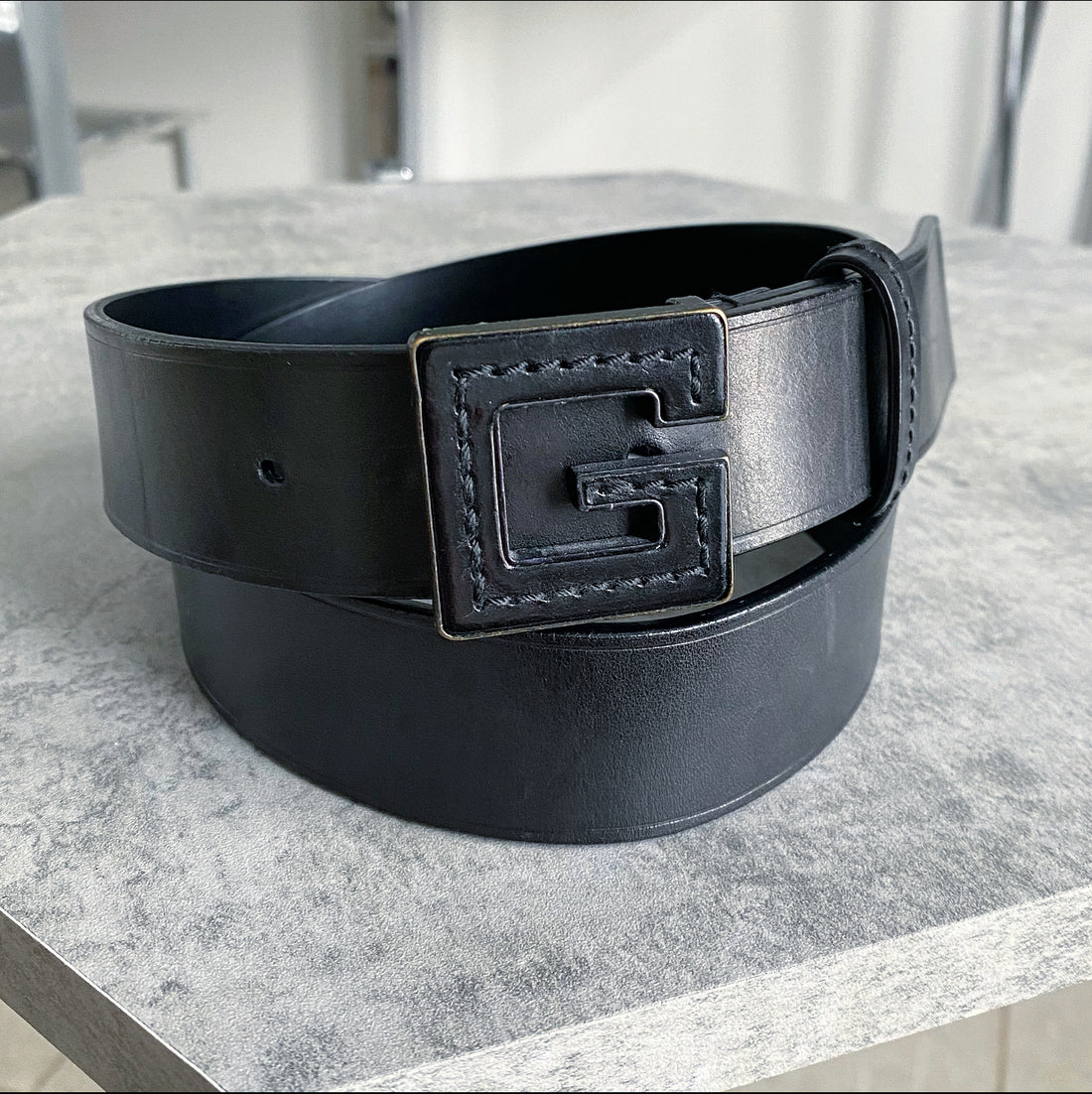 Gucci Black Leather Vintage Belt with Black Leather G Buckle