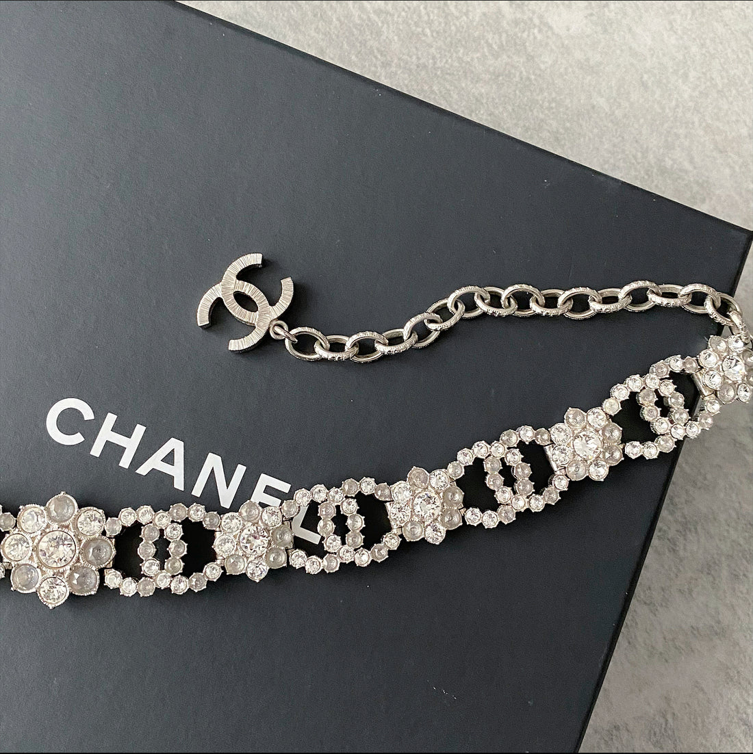 Chanel 15A Salzburg Silvertone Strass CC Choker Necklace