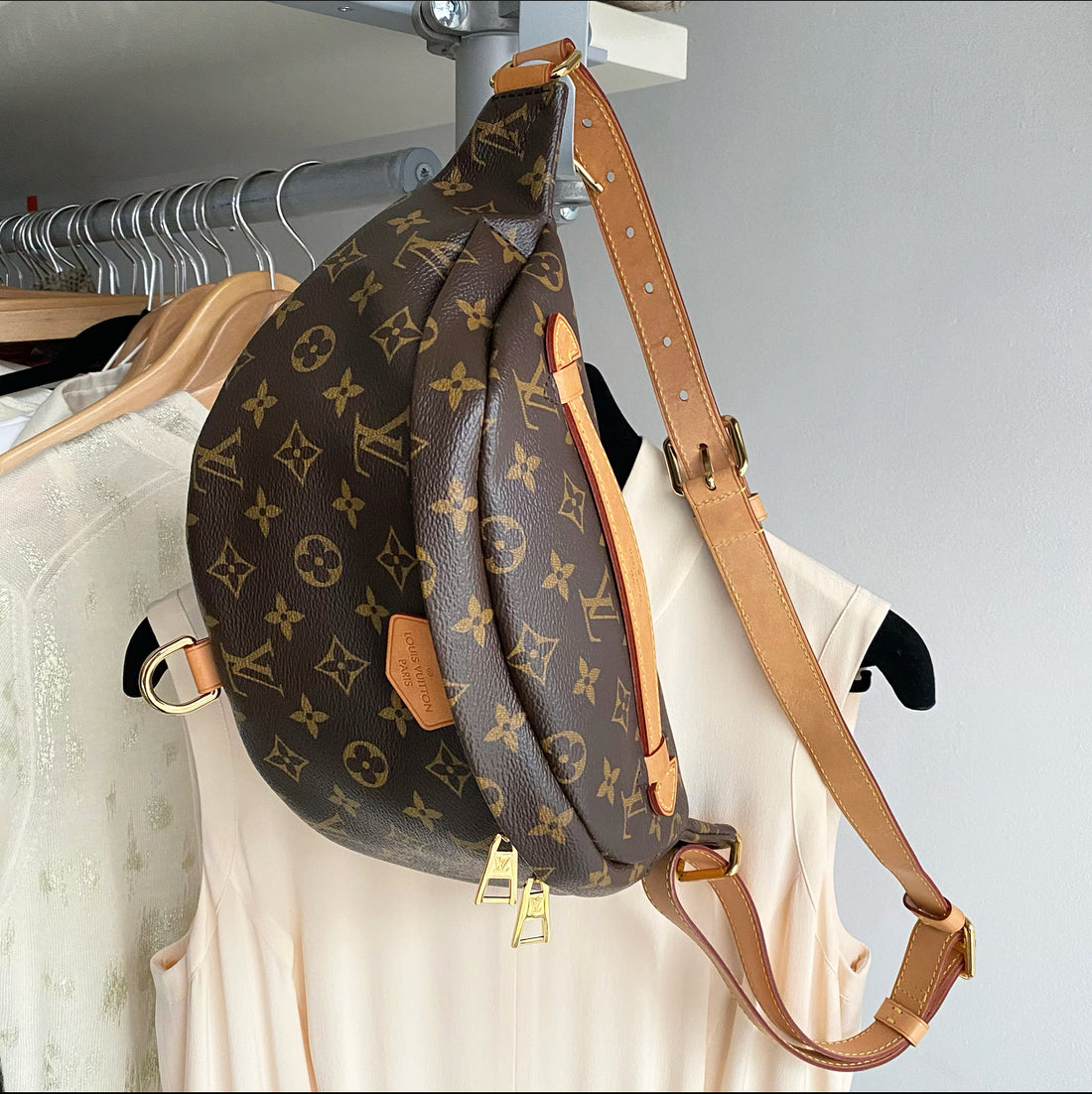 Louis Vuitton Monogram Bum Bag MM Belt Bag