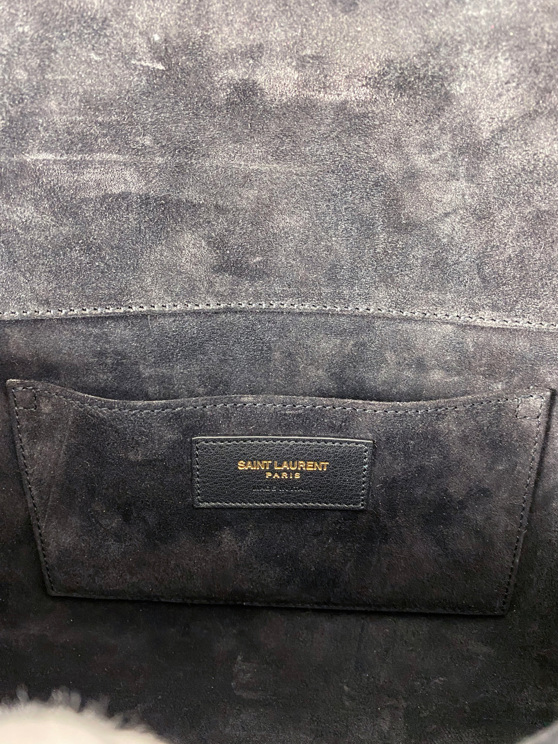 Leather clutch bag Yves Saint Laurent Black in Leather - 25286284