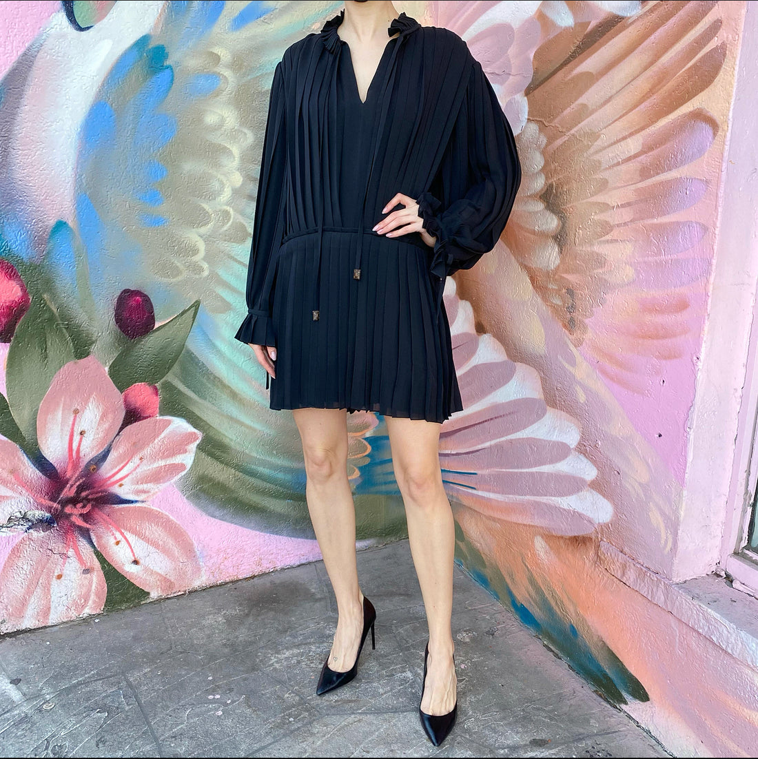 Louis Vuitton Black Silk Pleat Short Shift Dress - FR40 / USA 8 – I MISS  YOU VINTAGE