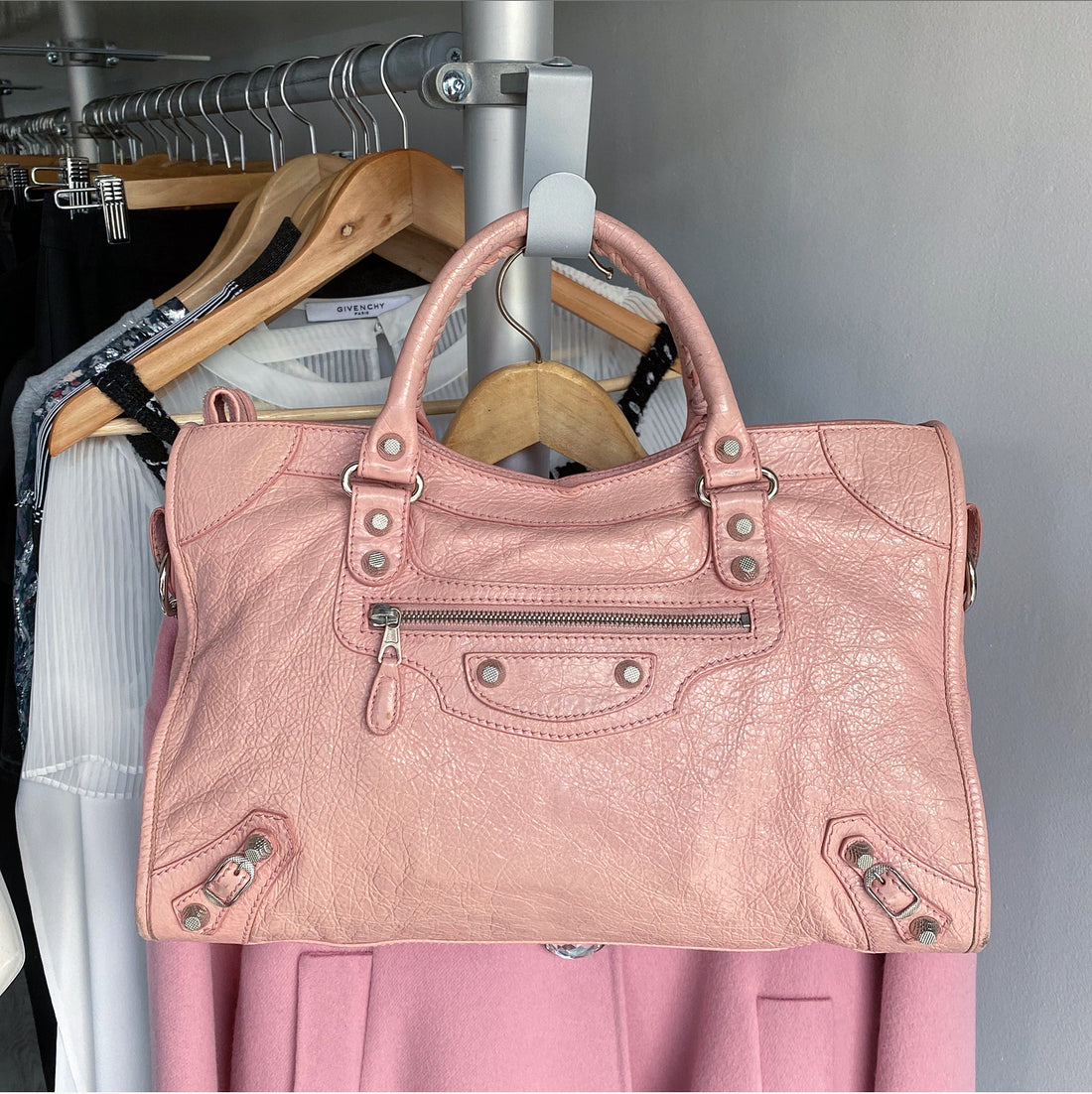 Balenciaga Light Pink Leather City Classic Medium Bag