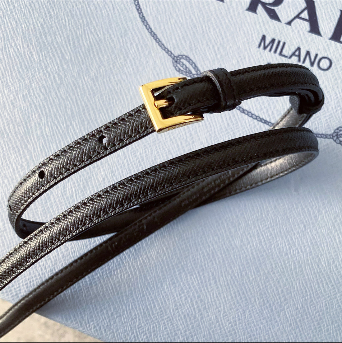 Prada Black Saffiano Leather Skinny Belt - 80/32