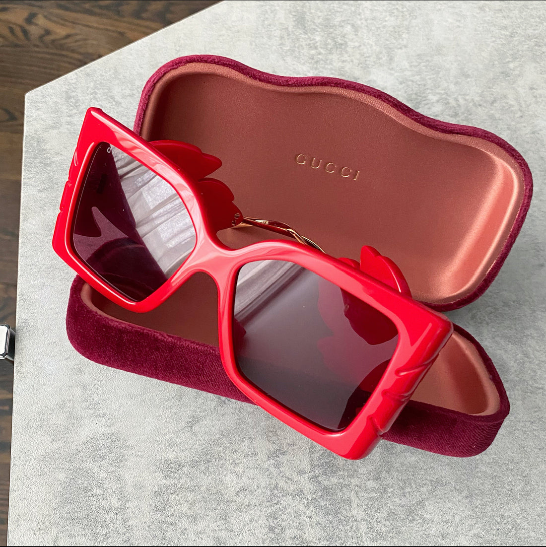Gucci Oversized Red Square Leaf GG Logo Sunglasses GG0535S