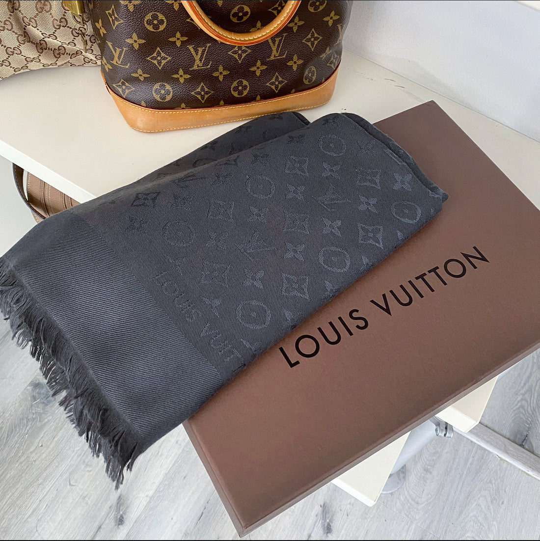 Louis Vuitton, Accessories, Louis Vuitton Monogram Shawlscarf Authentic