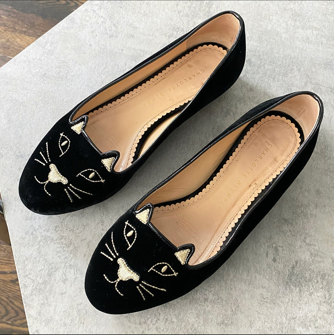 Charlotte Olympia Black Velvet Cat Flat Shoes - 37.5