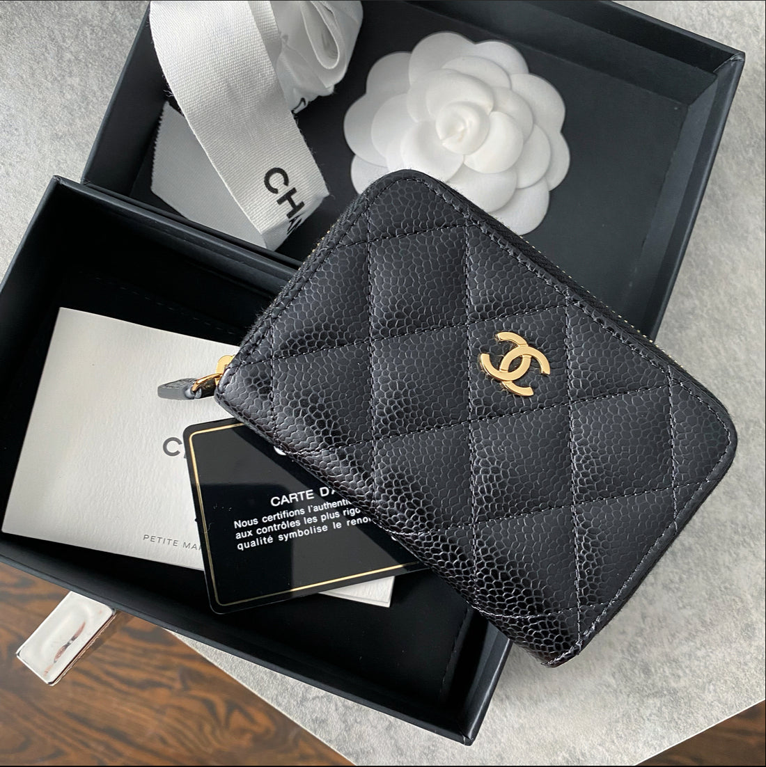 CHANEL 2023 Cruise Classic Zipped Coin Purse (AP0216 Y01588 C3906)【2023】