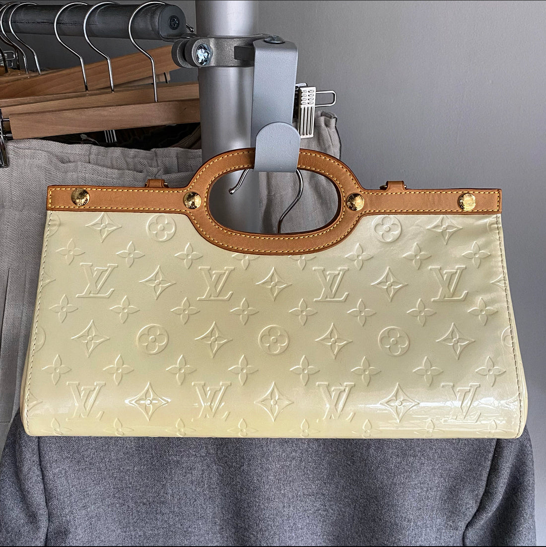 Louis Vuitton Vernis Roxbury Drive Top Handle Bag
