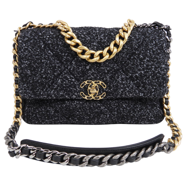 Chanel 19 tweed handbag Chanel Multicolour in Tweed - 30894468