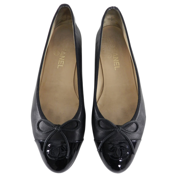 Chanel Black Ballet Flats with Patent Cap Toe - 39.5 – I MISS YOU