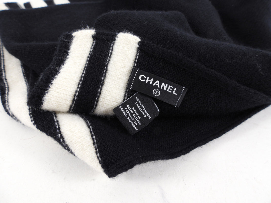 Chanel Shearling Cashmere Black Ivory Logo Earmuffs – Coco