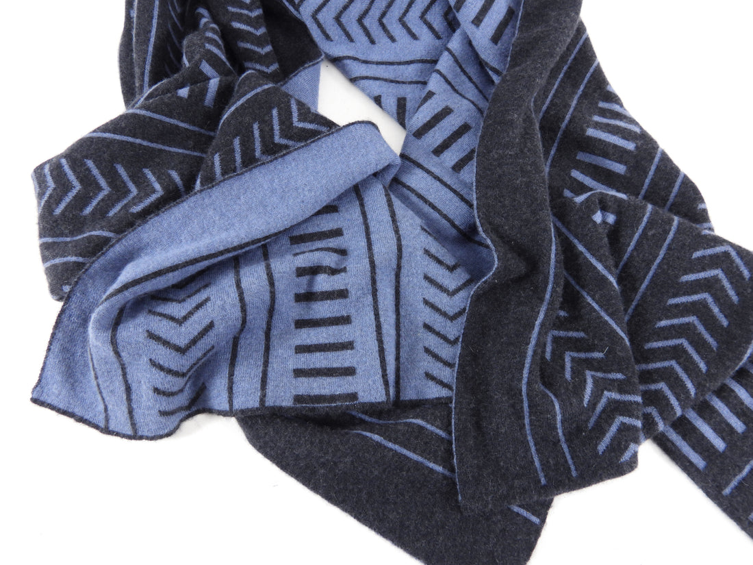 Chanel Vintage Fall 2000 Grey Blue Cashmere Scarf