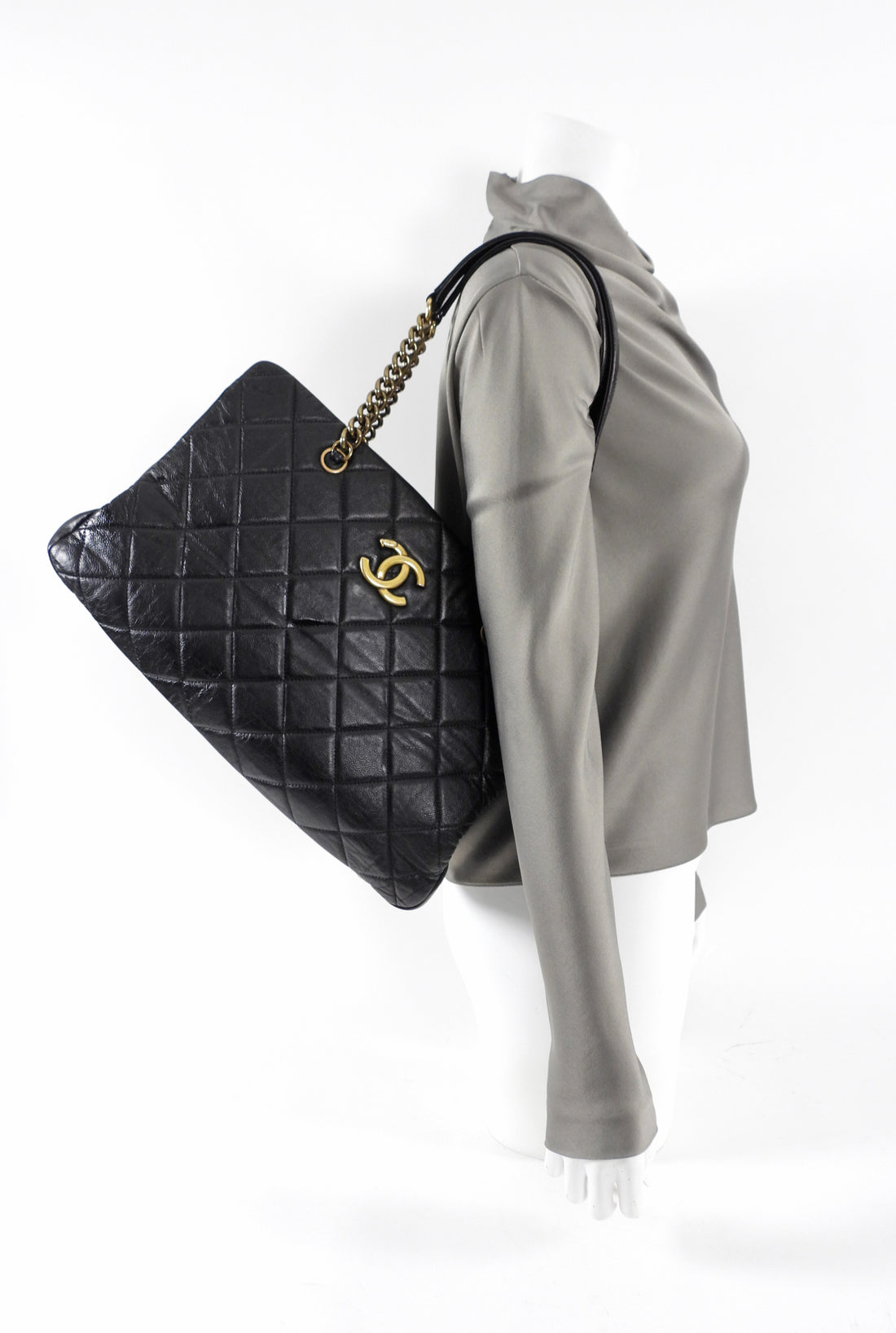 Chanel Black Leather Quilted Chain Tote Bag