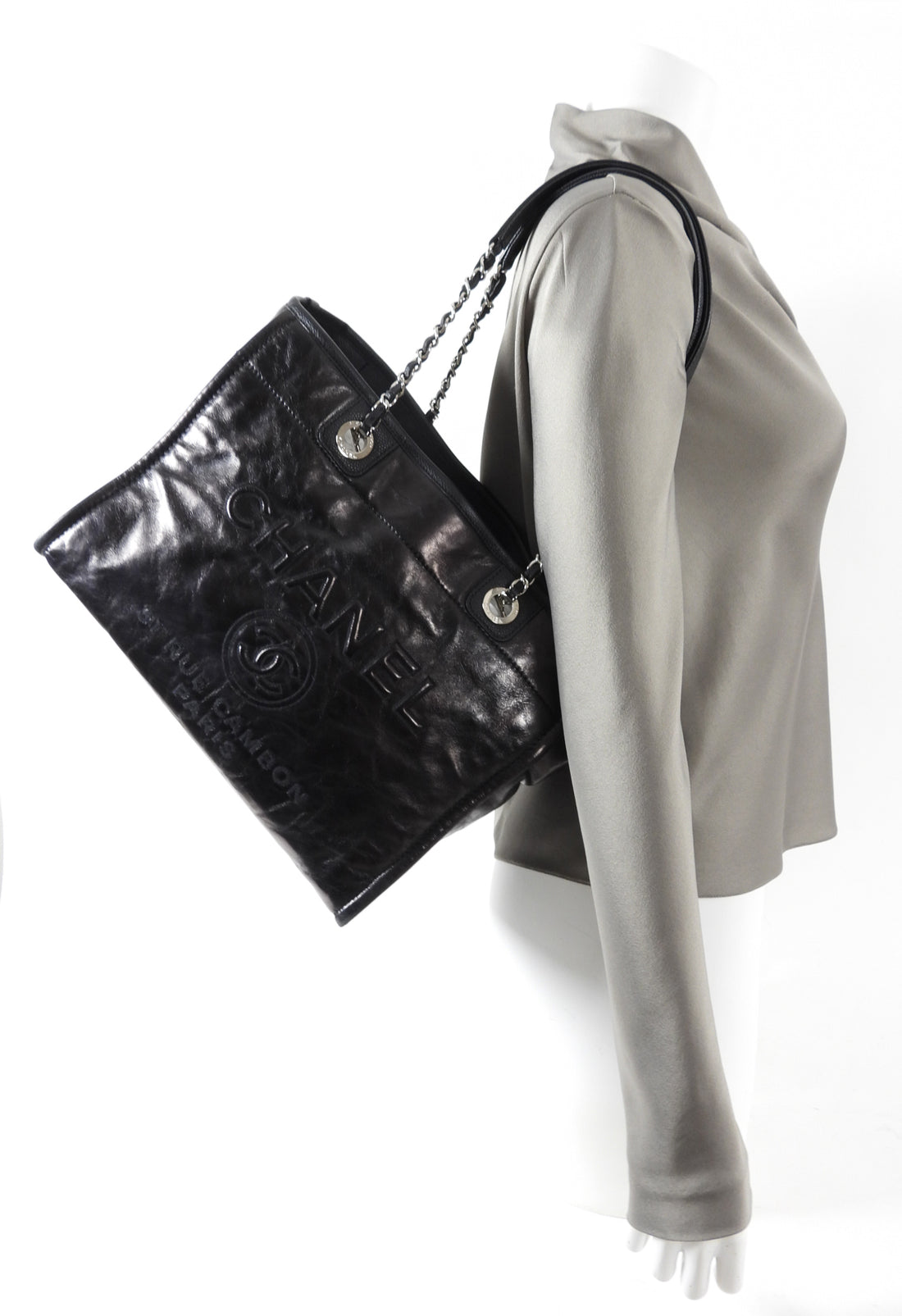 Chanel Deauville Black Leather Logo Tote Bag – I MISS YOU VINTAGE