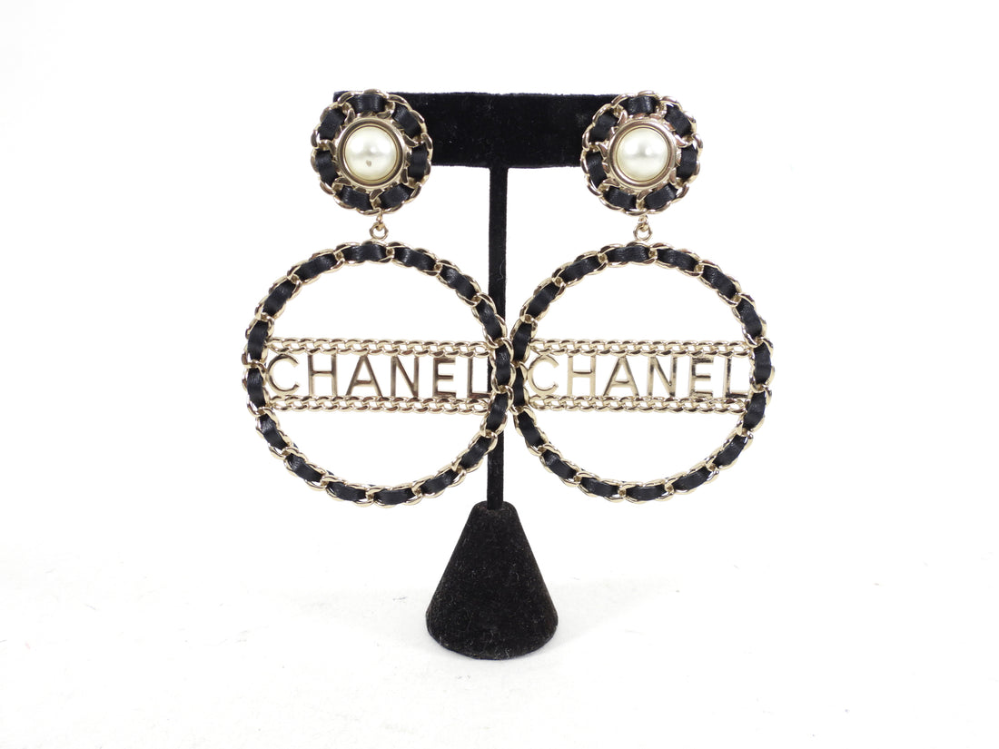 Crystal CHA-NEL Logo Runway Drop Earrings at 1stDibs | cha nel earrings,  cha nel dangle earrings, nelcha earrings