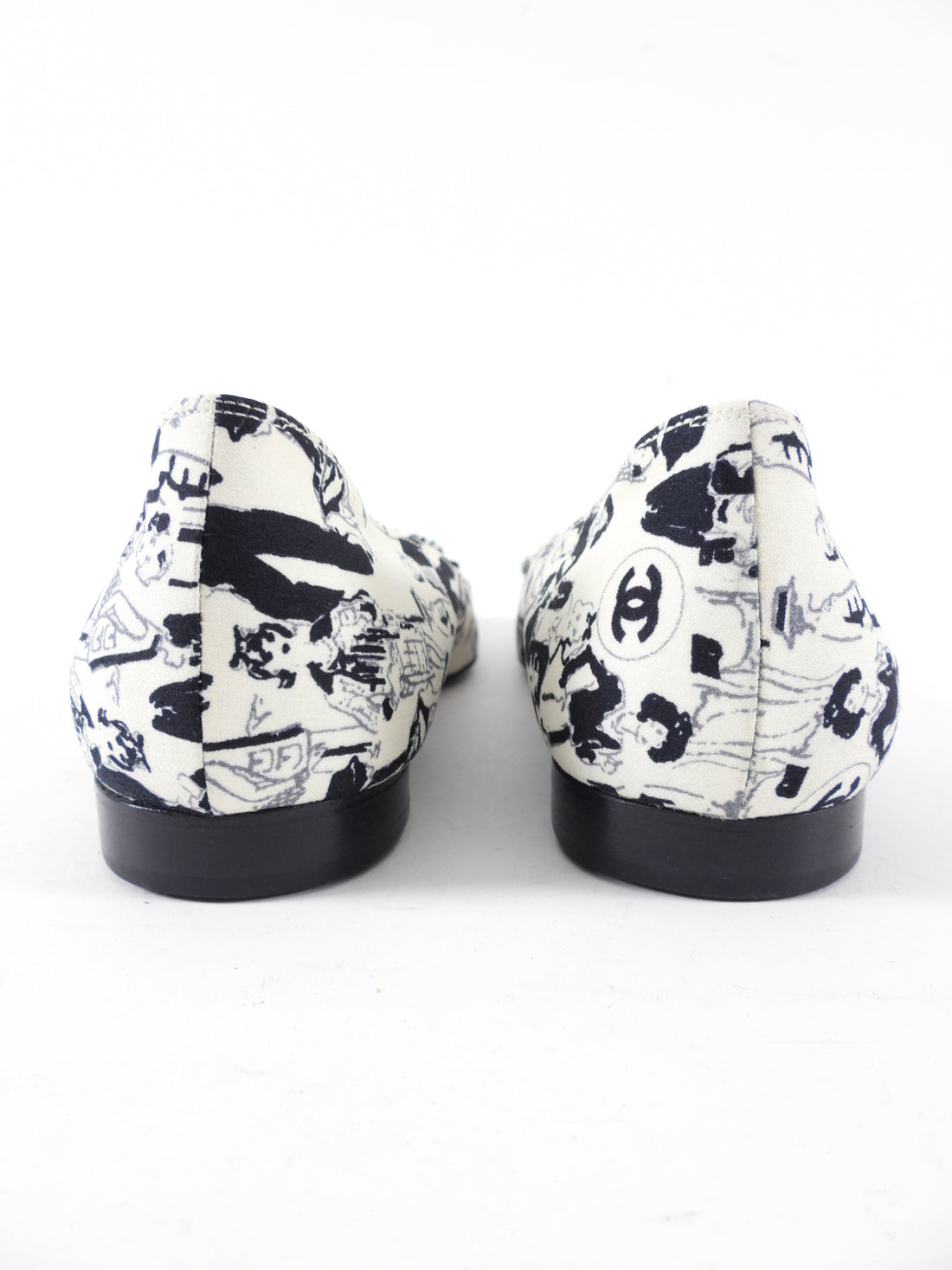 Chanel 03P Vintage Figural Fabric Ballet Flat - 37.5 / 7