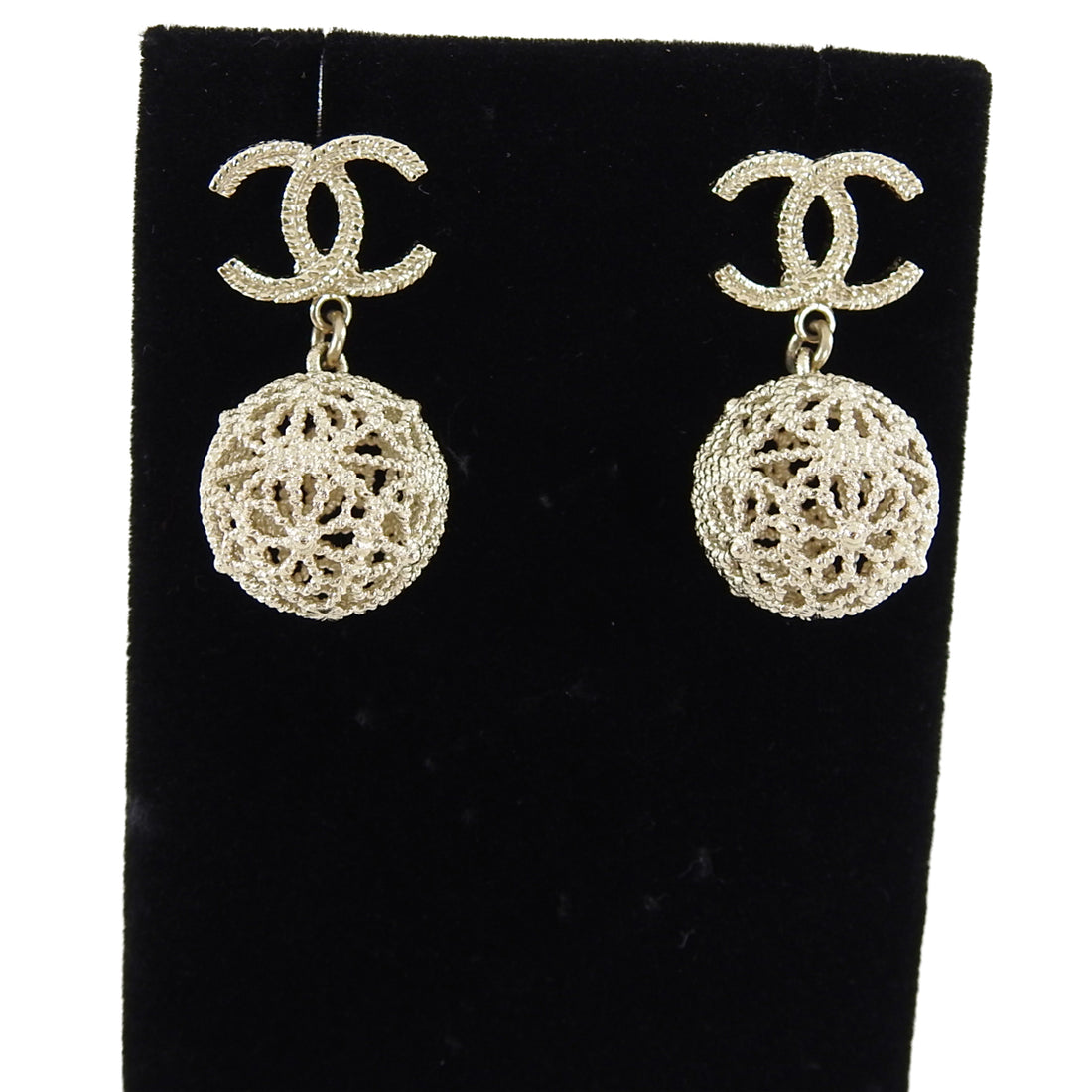 Filigree ball clearance earrings