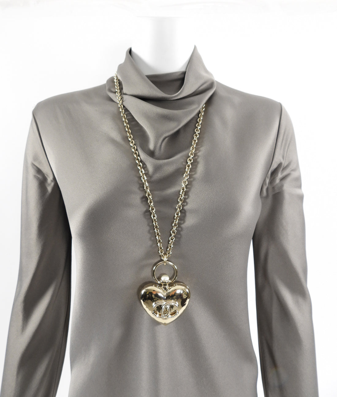 Chanel 22C Goldtone Pearl Puff Heart Locket Necklace – I MISS YOU