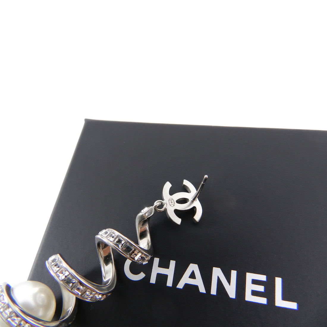 Chanel 15S Silver Rhinestone Spiral Earrings with Pearls