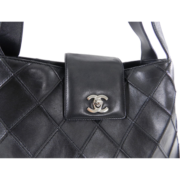 2.55 leather handbag Chanel Black in Leather - 19789757