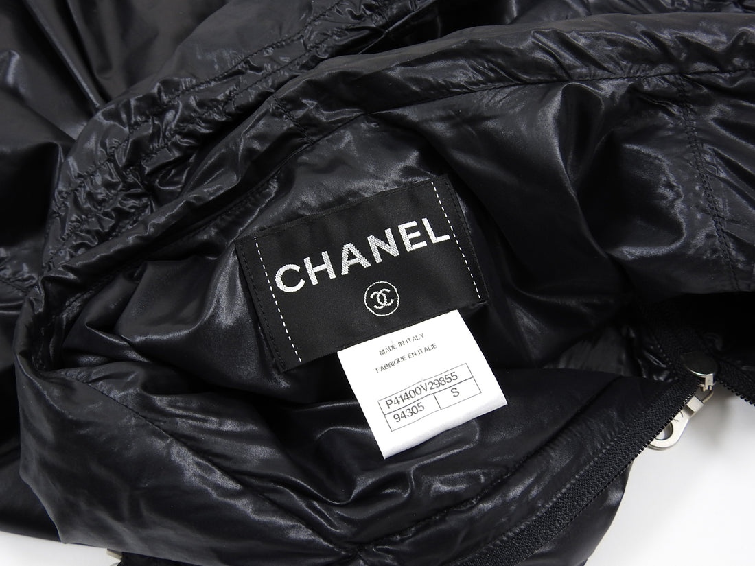 Chanel Black Nylon Hooded Poncho Raincoat with CC Logo - S