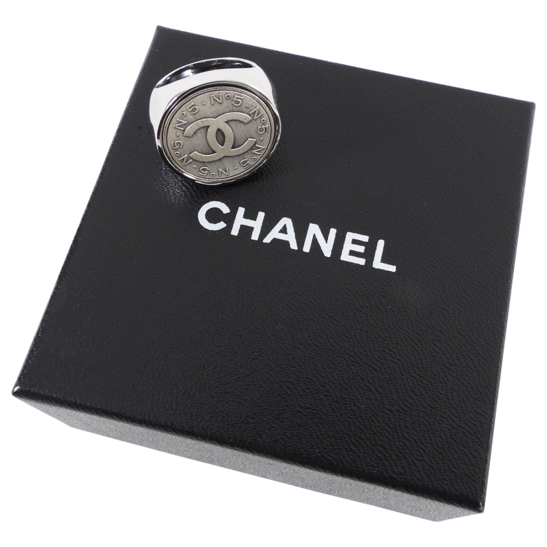 CHANEL, Jewelry, Chanel Resin Crystal Cc Logo Heart Ring