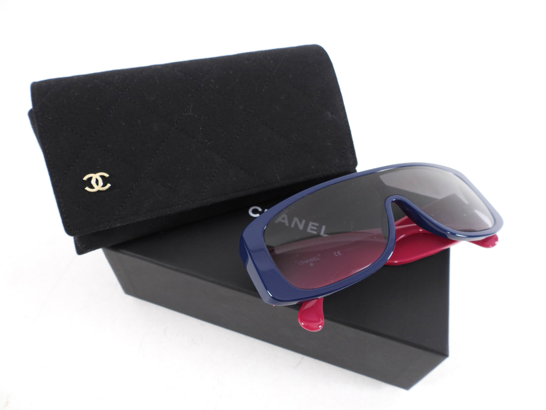 New In Stores Now CHANEL 71466A 22S Shield Acetate Black