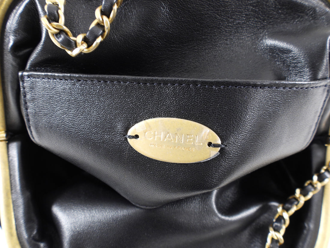 Mini chanel velvet bag Black Golden ref.562533 - Joli Closet