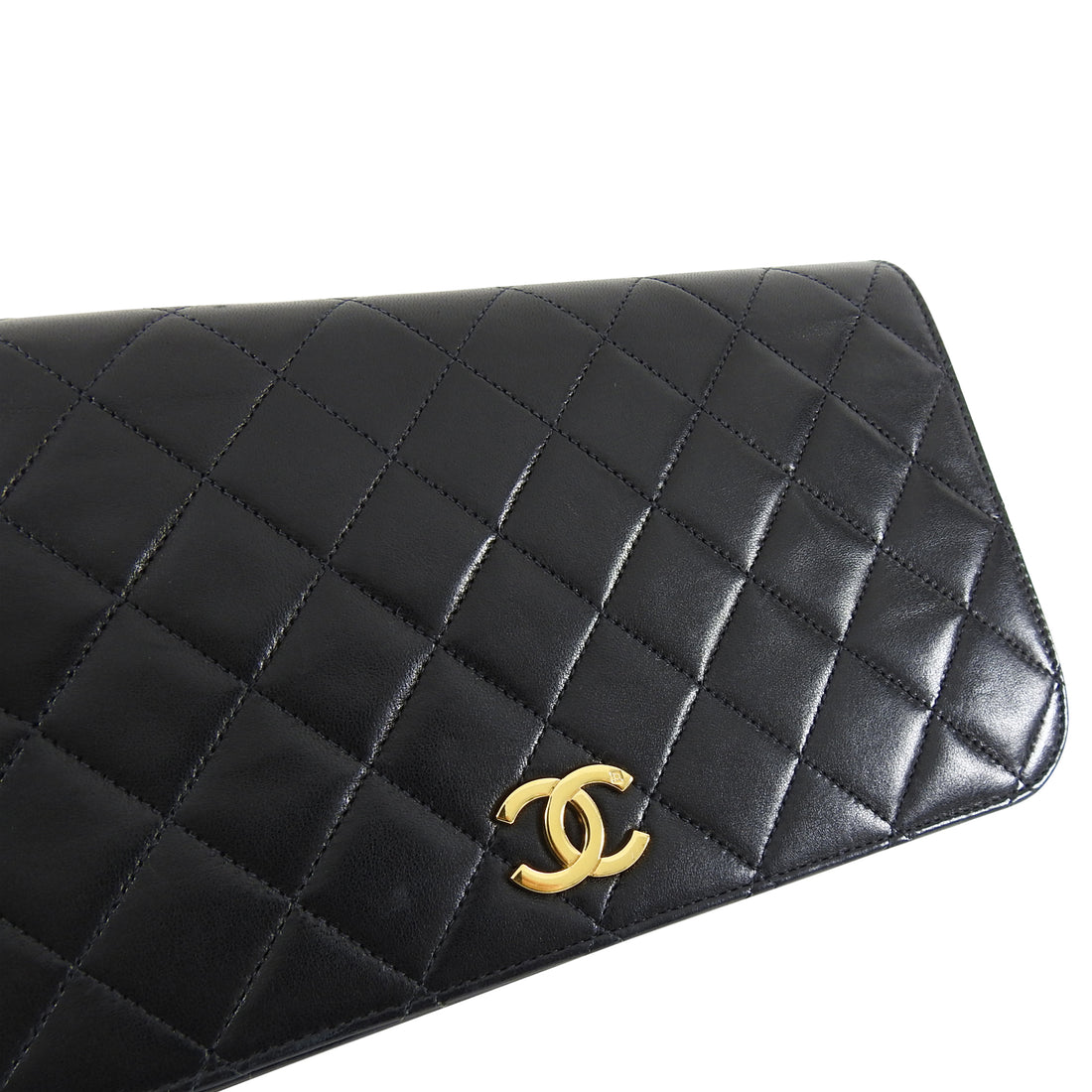 Chanel Vintage 1996 Black Quilt Chain Strap Shoulder Bag