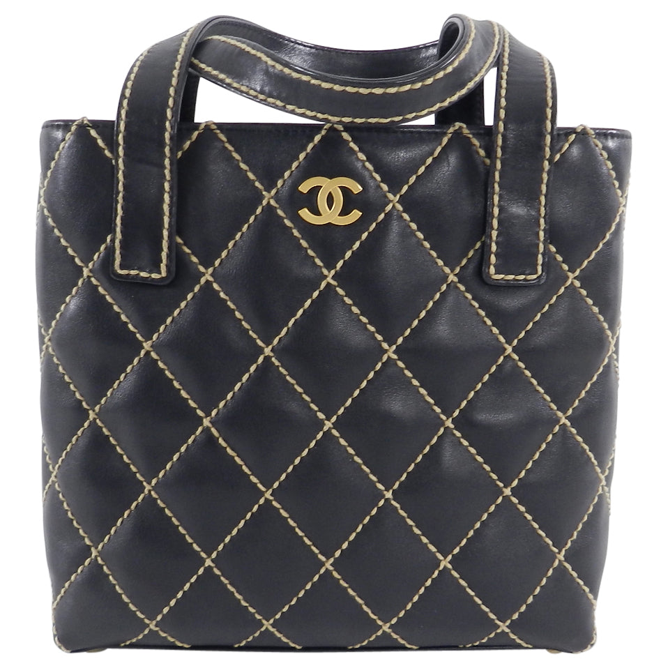 CHANEL Wild Stitch Wool Chain Tote Bag - 01371 – Fingertips Vintage