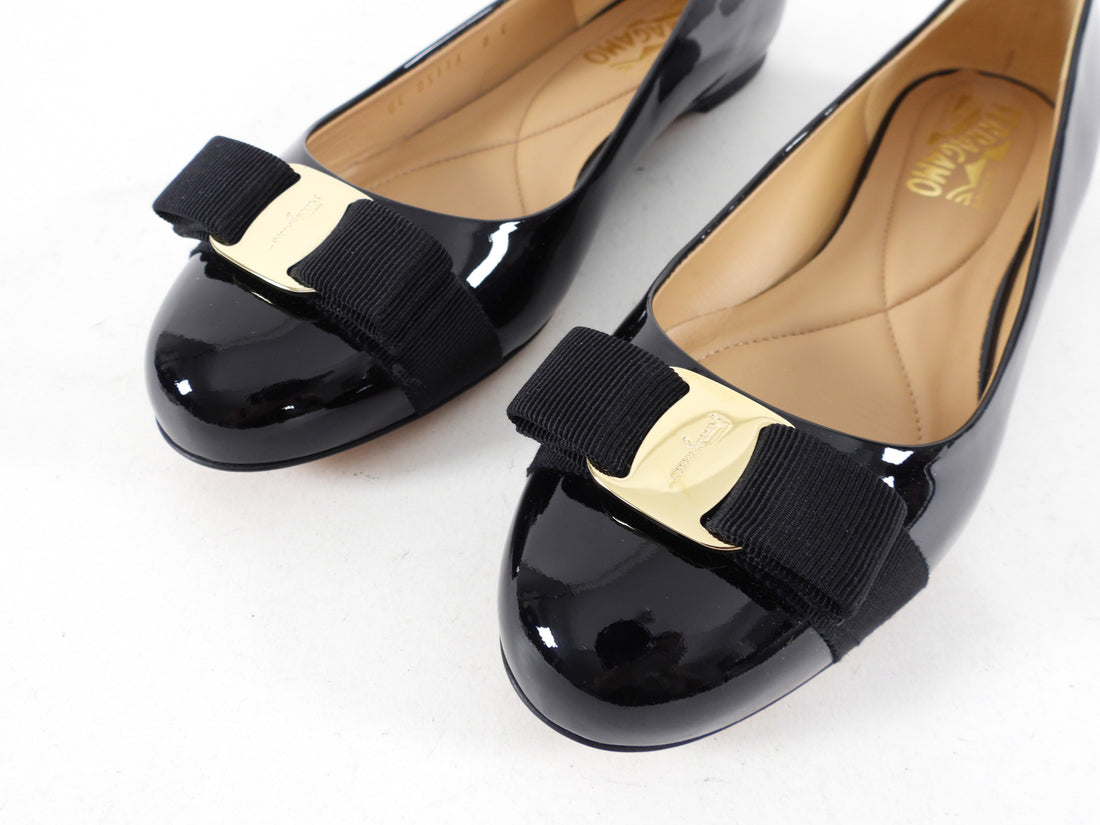 Ferragamo Vera Black Patent Flat Shoes - 8C