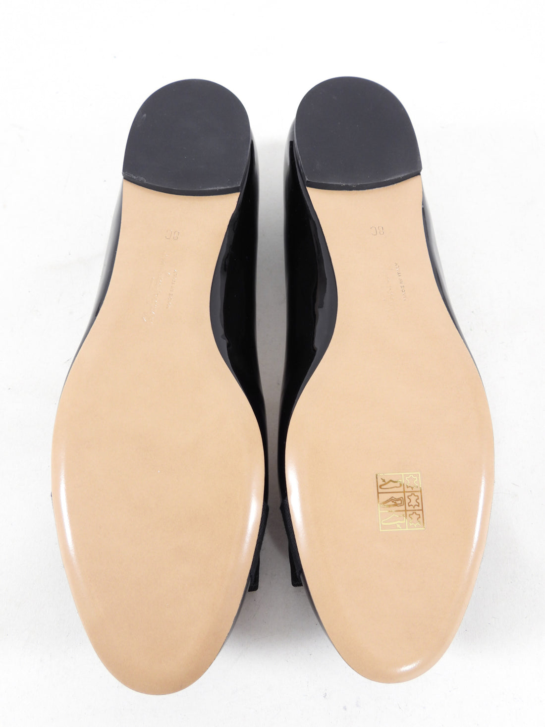 Ferragamo Vera Black Patent Flat Shoes - 8C