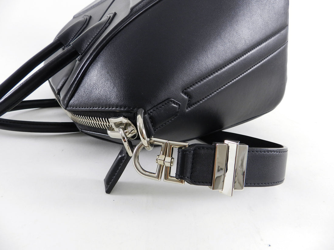 Givenchy Black Leather Antigona 3-D Animation Bag Medium