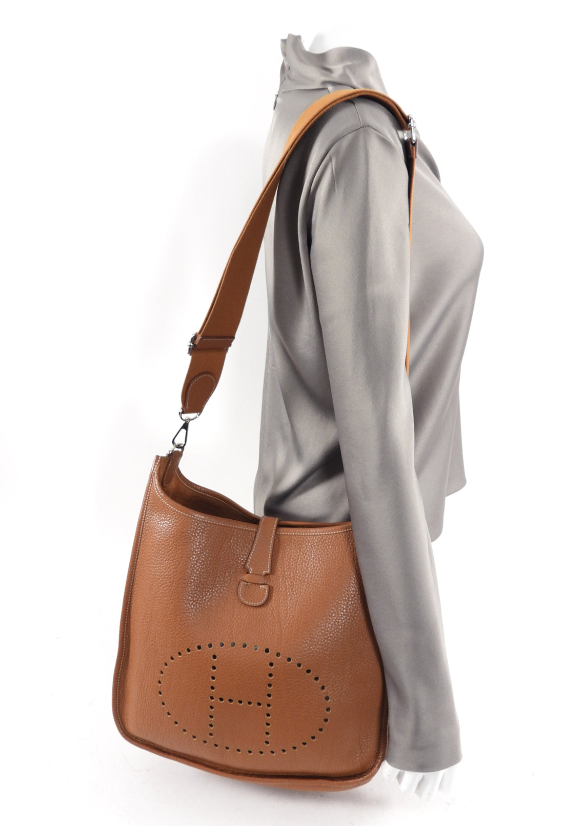 Hermès Togo Evelyne III 33 - Crossbody Bags, Handbags