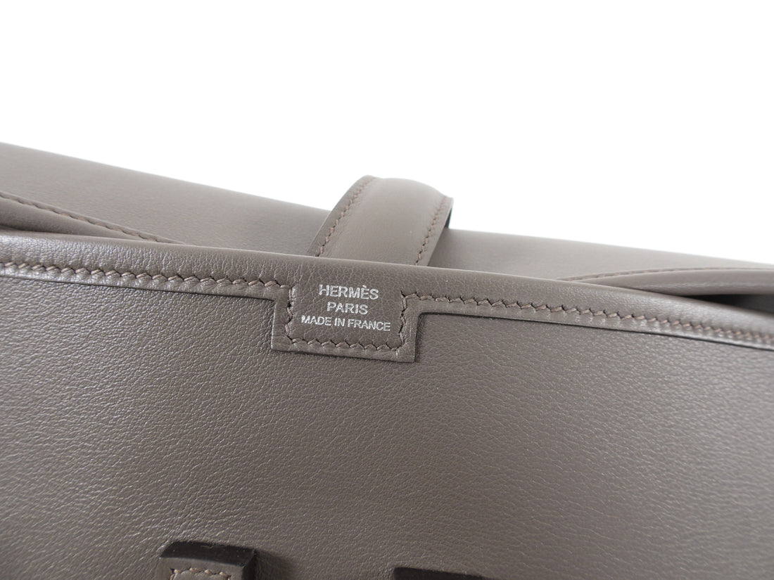 HERMES Paris Made in France Jige clutch bag in grey box…
